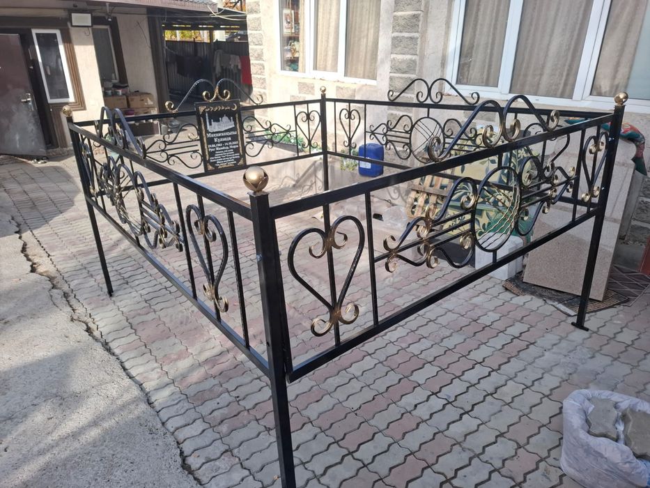 Оградки на могилу