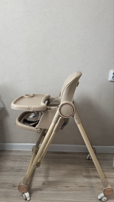 Продам детский стульчик шезлонг 2 в 1