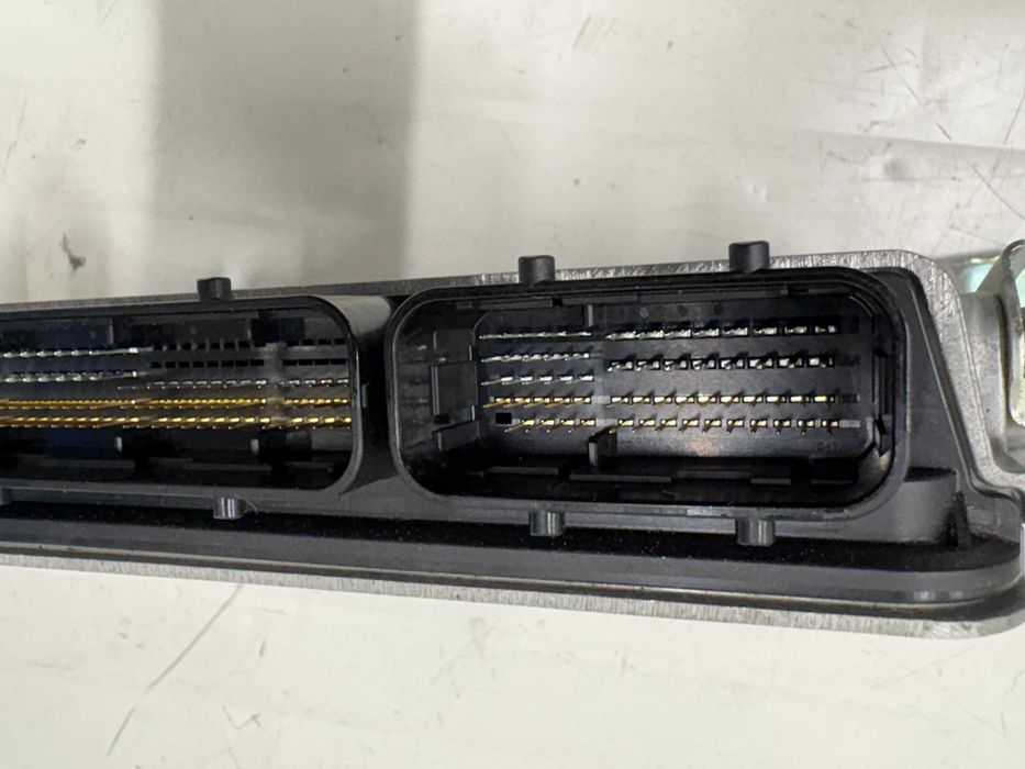 Контролен модул Тойота Аурис II Контролер на двигателя