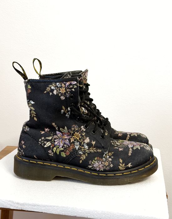 Doc Dr. Martens bocanci mărimea 38 dama floral bouncing soles