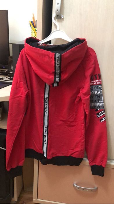 Продам худи на мальчика