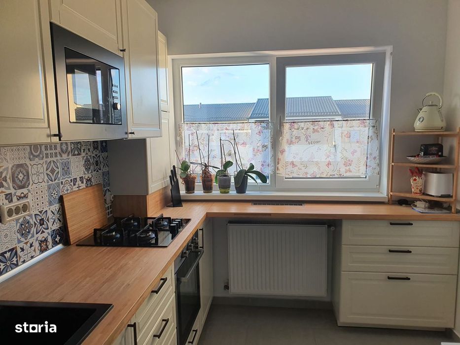 Apartament 3 camere, modern, spatios, mobilat, parcare, zona Tractorul