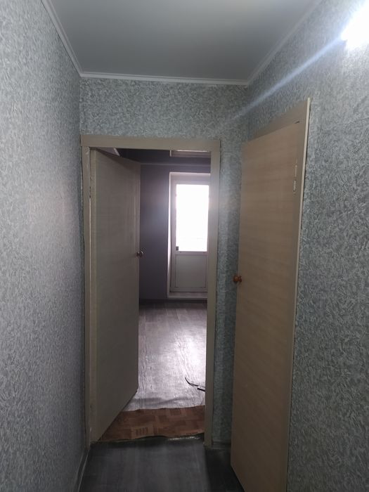 Продам 3 комн. квартиру . Энергетиков 83.