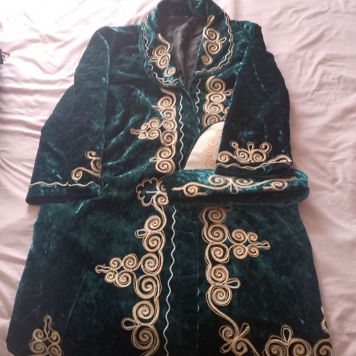 Продам мужской шапан