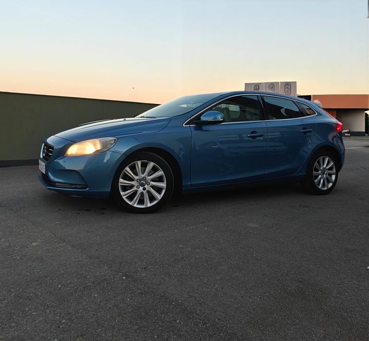 Volvo V40 2.0 diesel D4 Summum Business 190cp 2015