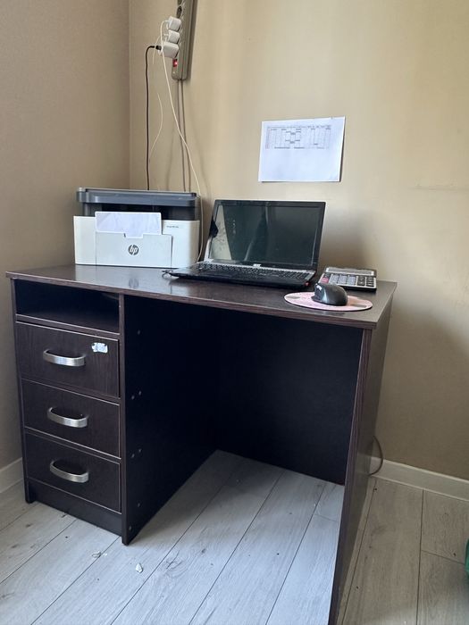 Продам писменный стол