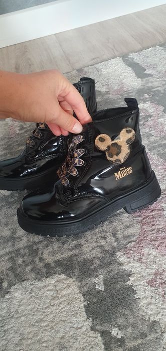 Ghete fetițe Minnie