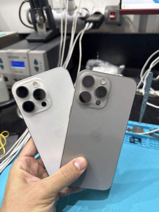 Carcasa iPhone 15 Pro Max originala Swap Alba sau Natural