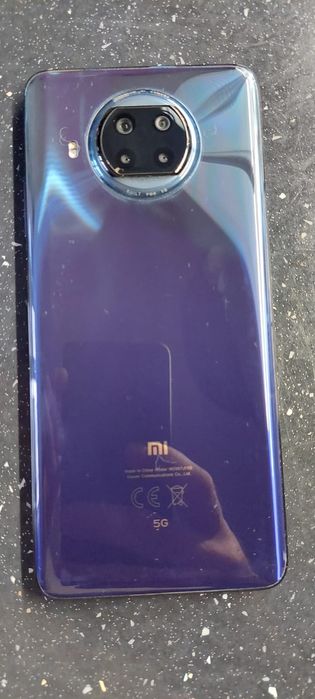 Телефон  XIAOMI .