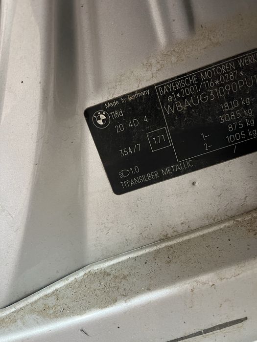 Usa stanga fata bmw seria 1