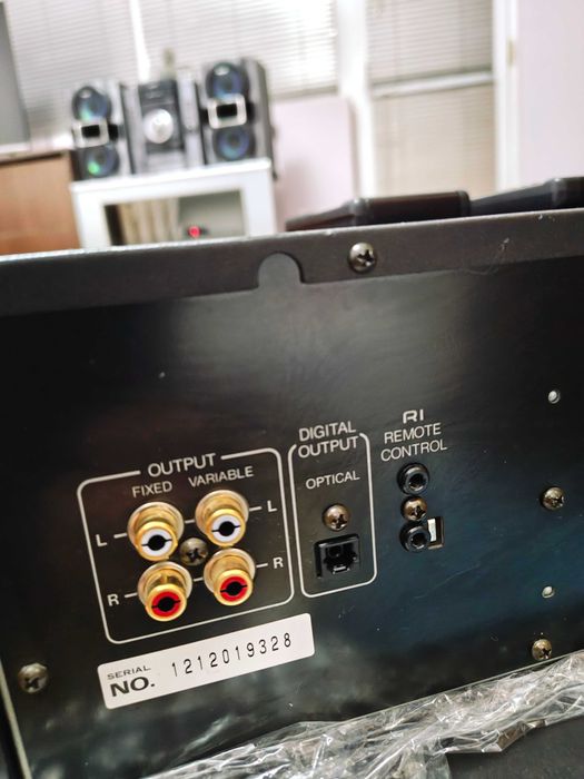 Onkyo Integra A-809 и Onkyo Integra DX-6850