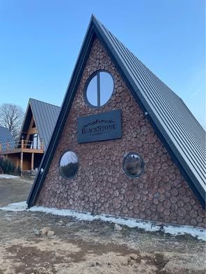 Inchiriezi cabana Marisel