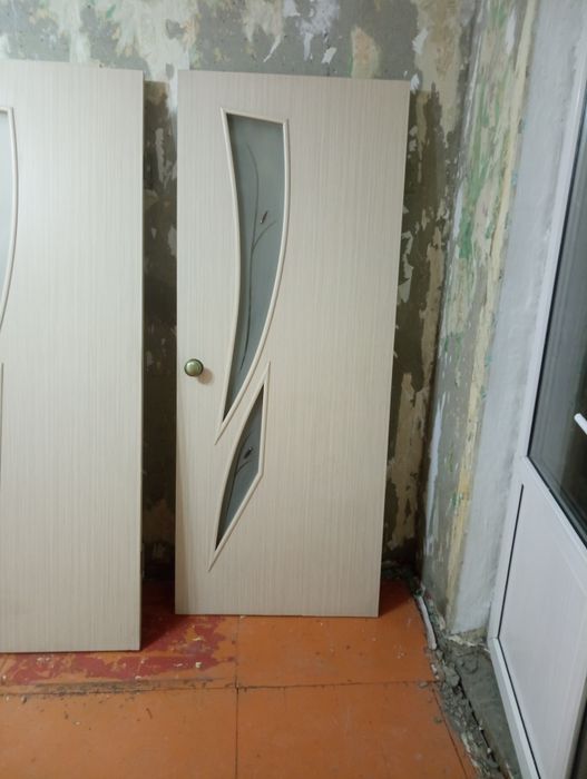 Срочно продам двери
