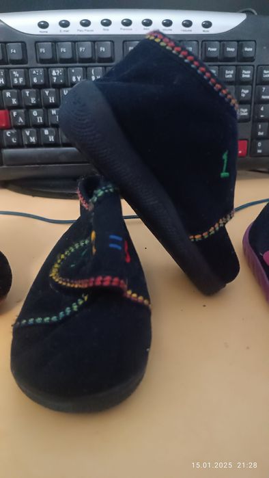 Продам Детскую обувь