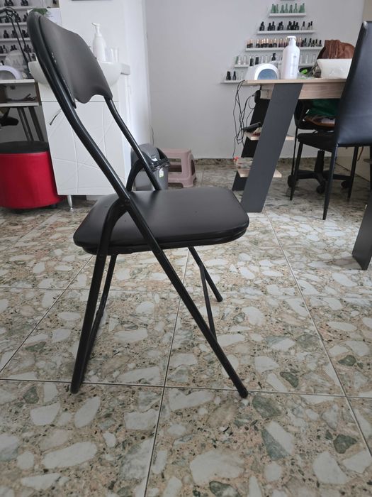 Спешно! Продавам Оборудване за салон.