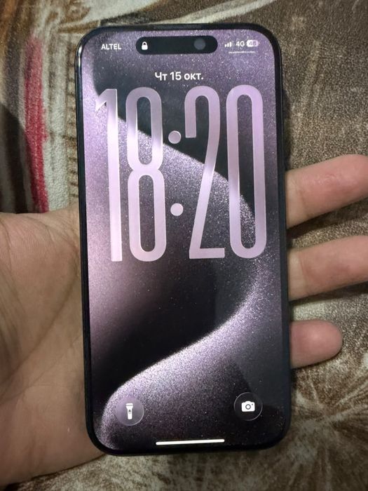 Iphone 15 pro black titan звоните