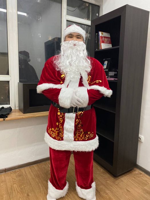 Прокат костюма Деда мороза / Санта Клауса