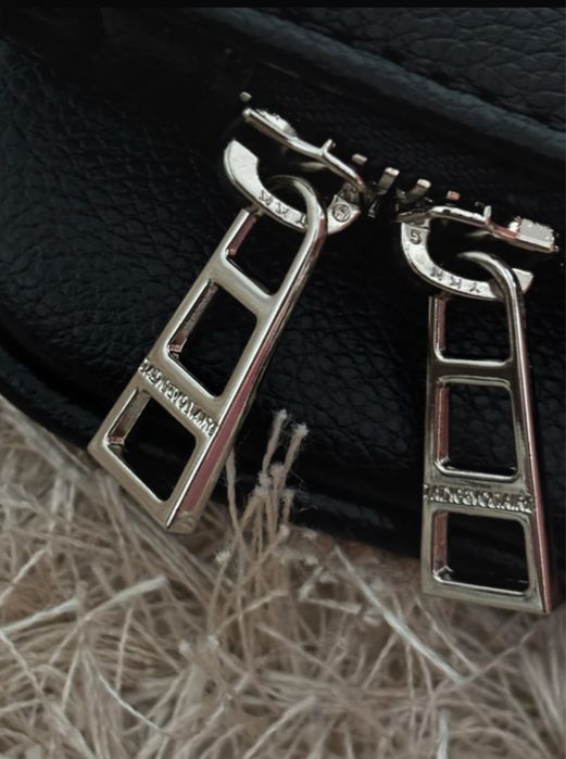 Geanta zadig & Voltaire noua , am poza cu dovada ca e autentica