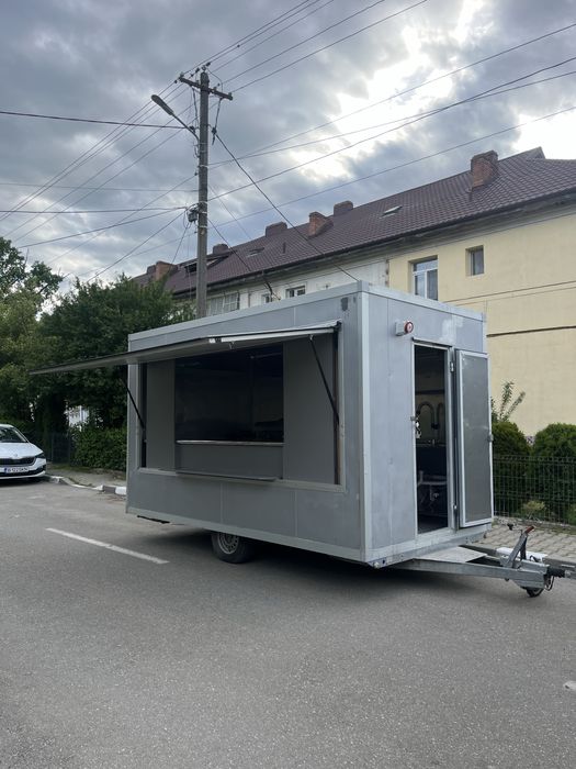 Rulota comerciala Fast Food / Food Truck de inchiriat