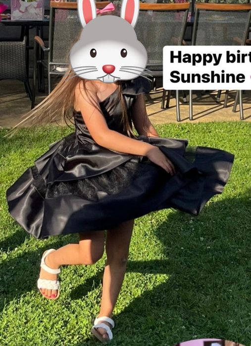 Страхотна рокля за малка дама!