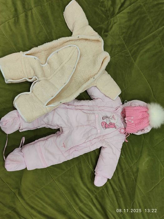 Комбинезон трансформер на зиму и весну с шапочкой
