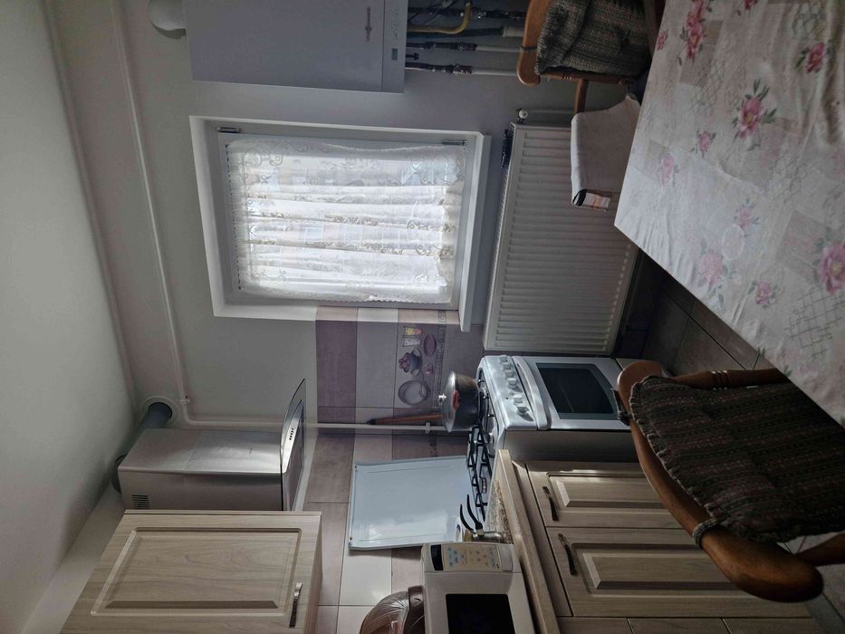 Apt central cu  spațiu comercial