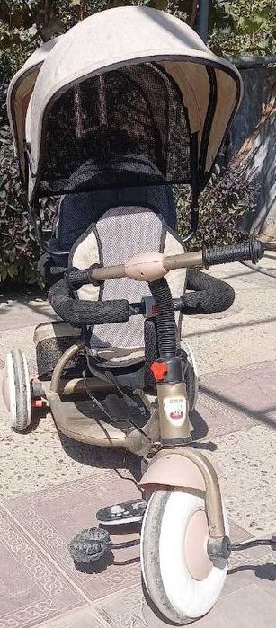 эгизак велосипед, икки ўриндиқли. Болалар учун коляски.