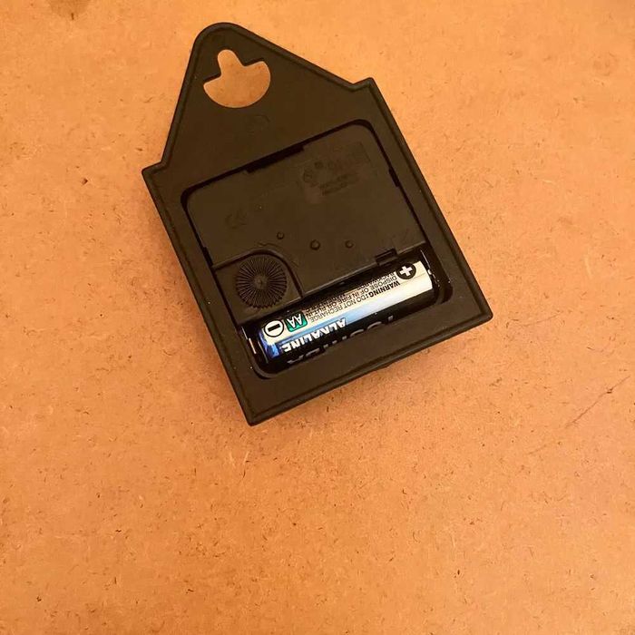 Красиви часовници за дома или офиса