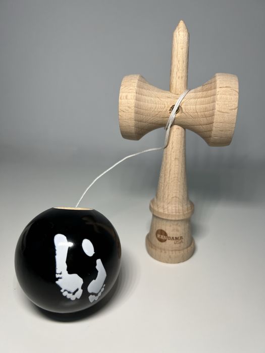 Kendama USA - Bila Lucioasă + Cutie (NOUA)