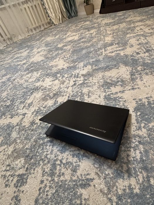 Продам ноутбук леново