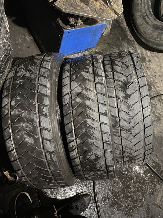 Продам 215/75R17.5 3колеса goodyear