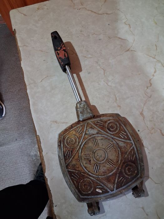 Вафельница СССР (форма для выпечки на газу) в отличном состоянии