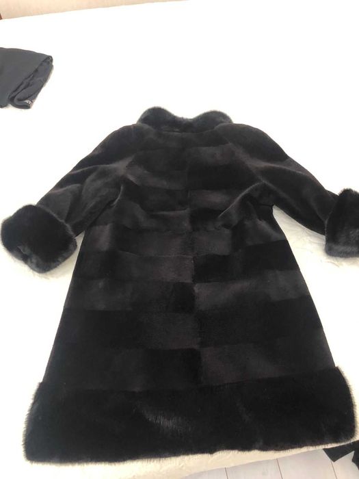 продам женскую шубу