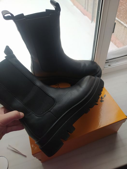 Продам сапоги чисто кожа размер 39