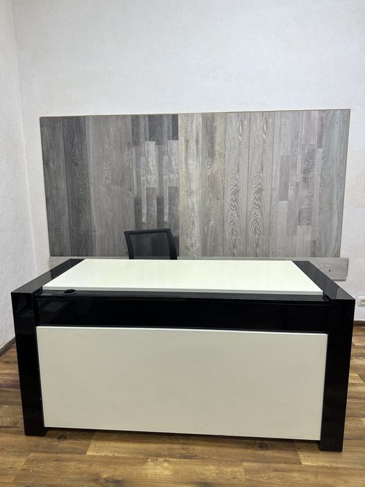 Дизайнерский стол офисный бу