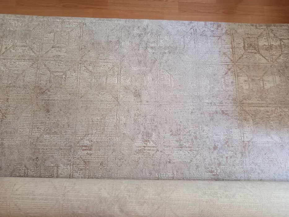 Продам ковер 250*350 б/у, после мойки