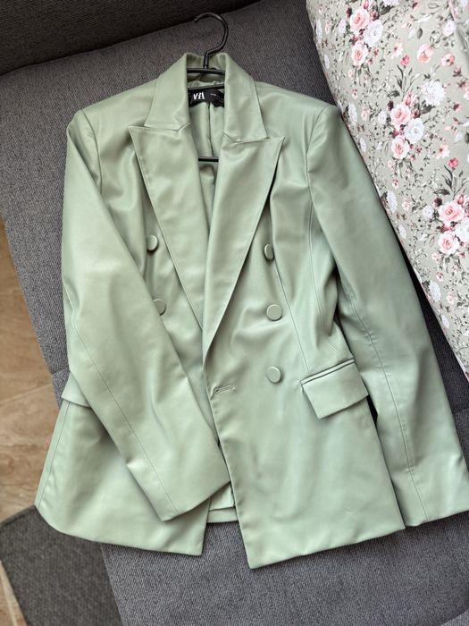 Sacou / Blazer cambrat Zara xs