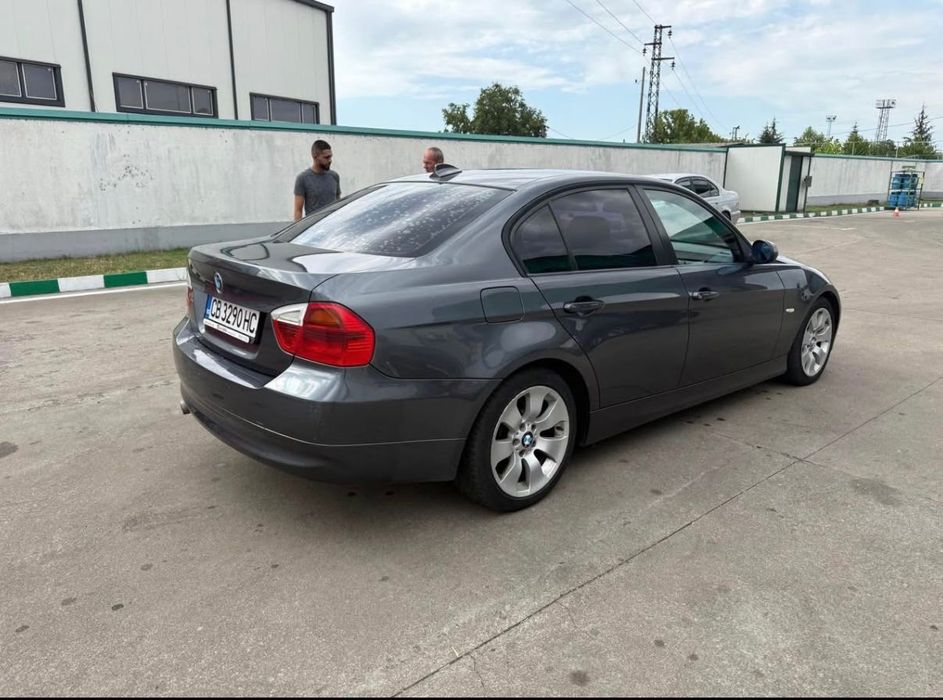 БМВ -бензин,129к.с ,1.8 ….2006г