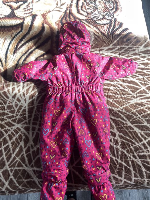 Продам детский зимний комбинезон,