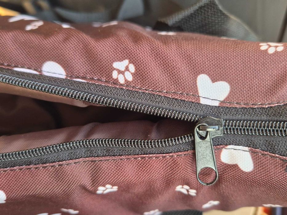 Vand geanta rezistenta pentru transport animal mic