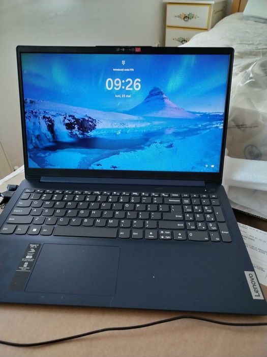 laptop Lenovo  aproape nou nefolosit