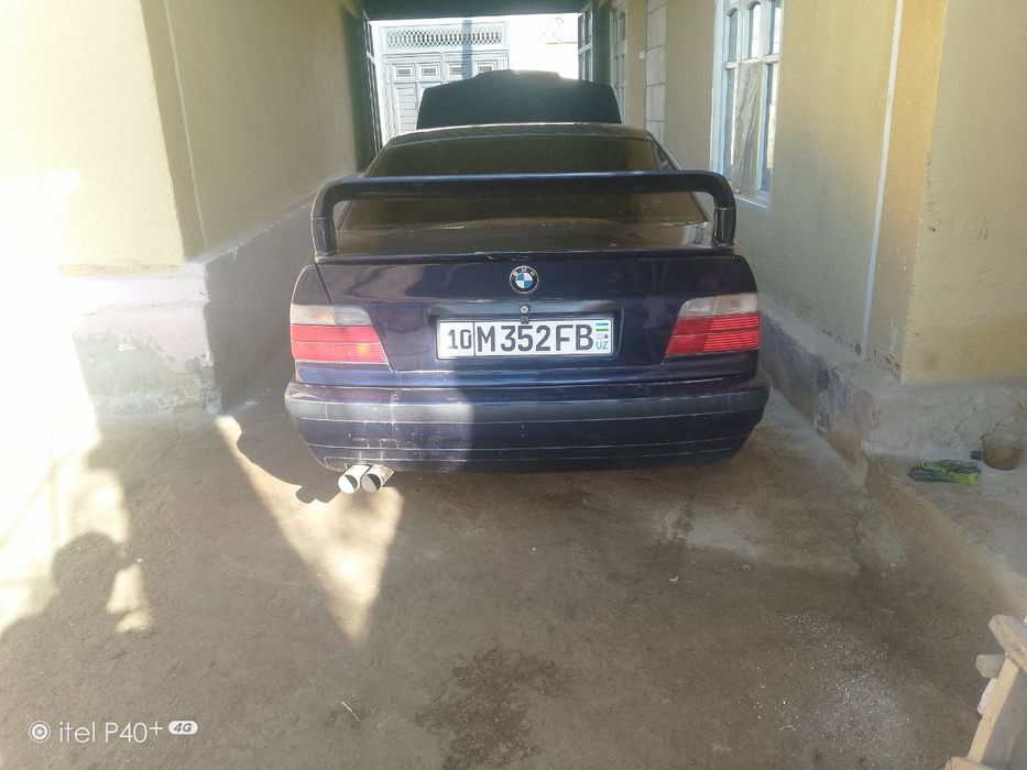Продаю машину  BMW