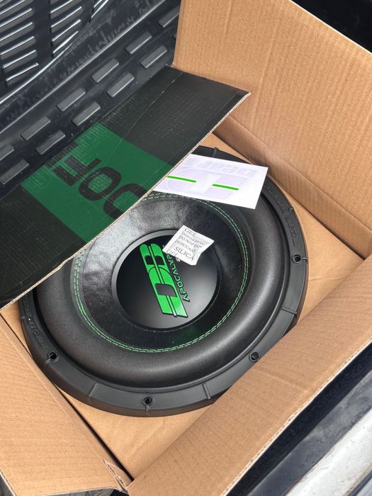 Аппаратура Сабвуфер DeafBonce 270 усилитель 2000.1 DB PRO