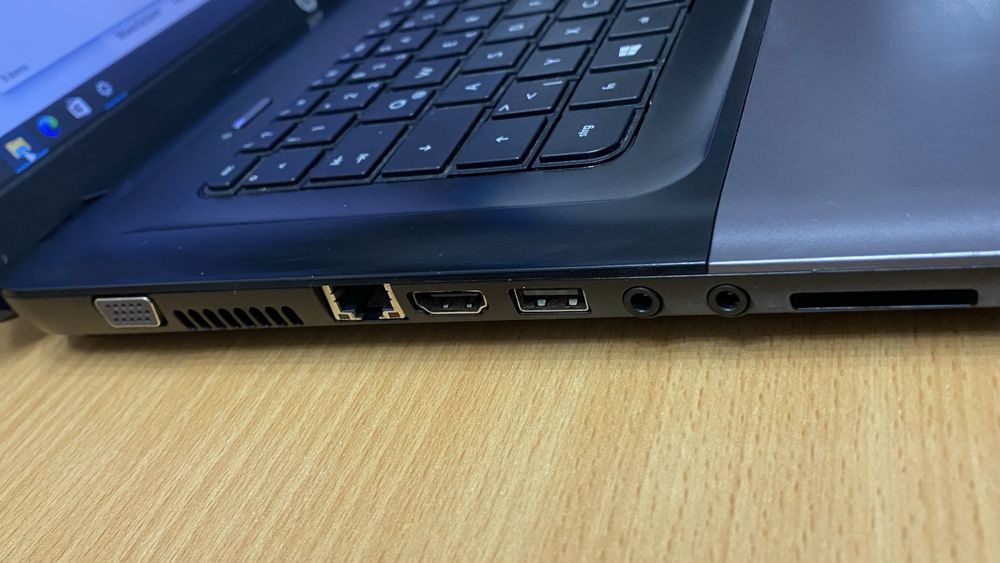 Laptop HP655 scoala gaming