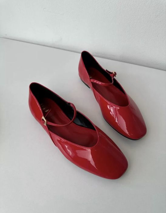 Балетки Мэри Джейн лакированные красные