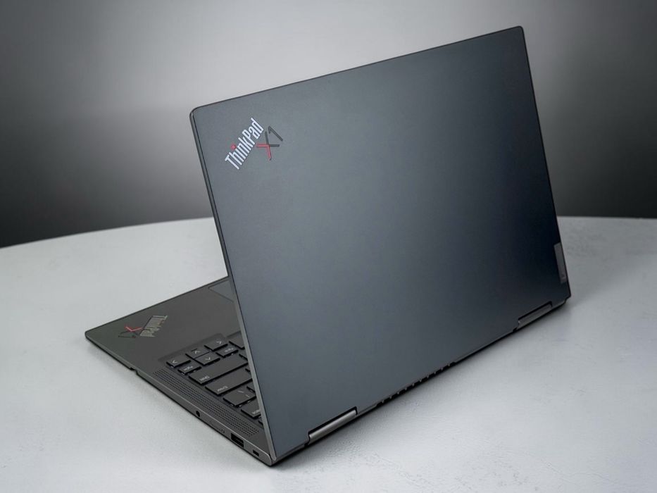 Lenovo ThinkPad X1 Yoga Gen 7 14" Touch i7-1265u 16RAM 512GB Гаранция