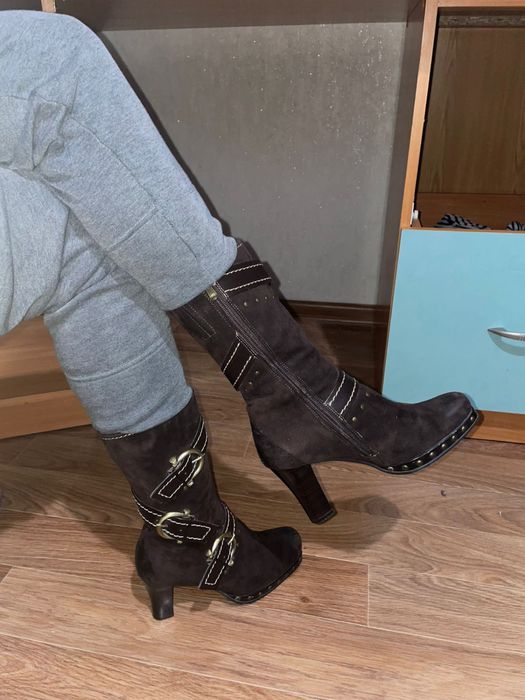 Женские сапоги новые