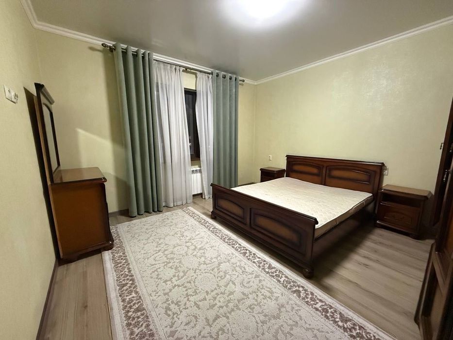 Продается 4 комнатная квартира ремонт Паркентский