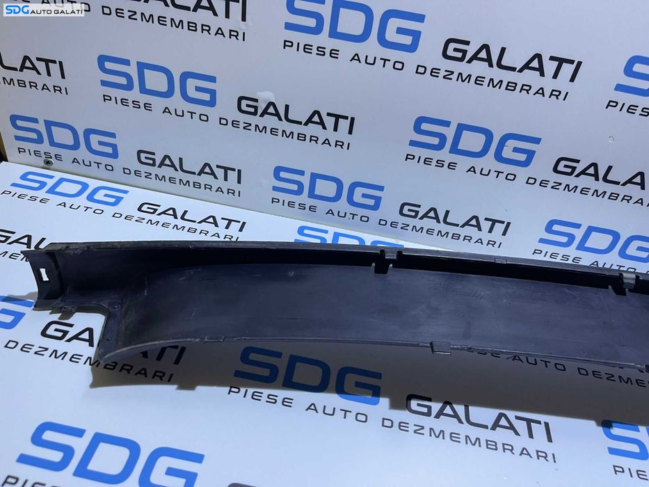Bandou Ornament Plastic de pe Bara Spoiler Spate BMW Seria 3 E46 Break Combi 1998 - 2006 Cod 8212589 51128212589
