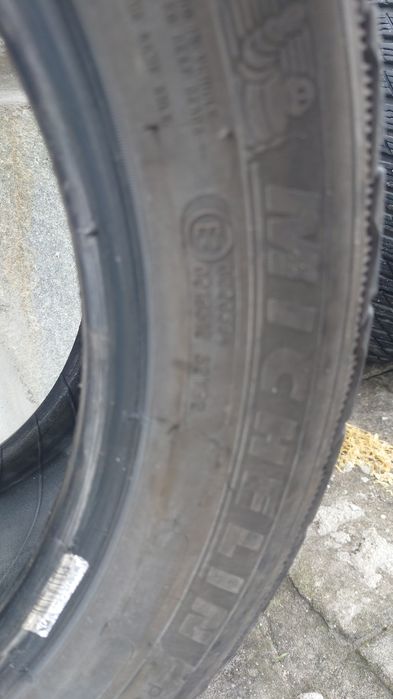 Michelin 245/45/17